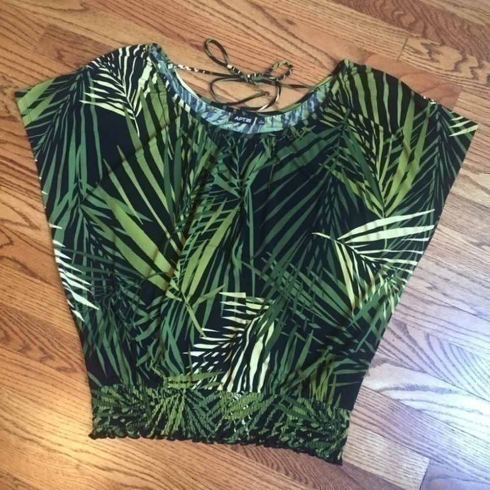 Apt 9 Green Palm Leaves On Black Polyester Poncho Blouse Flutter Sleeves Sz S